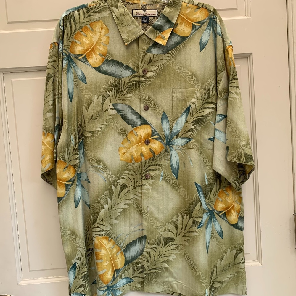Vintage Tommy Bahama Hawaiian Shirt